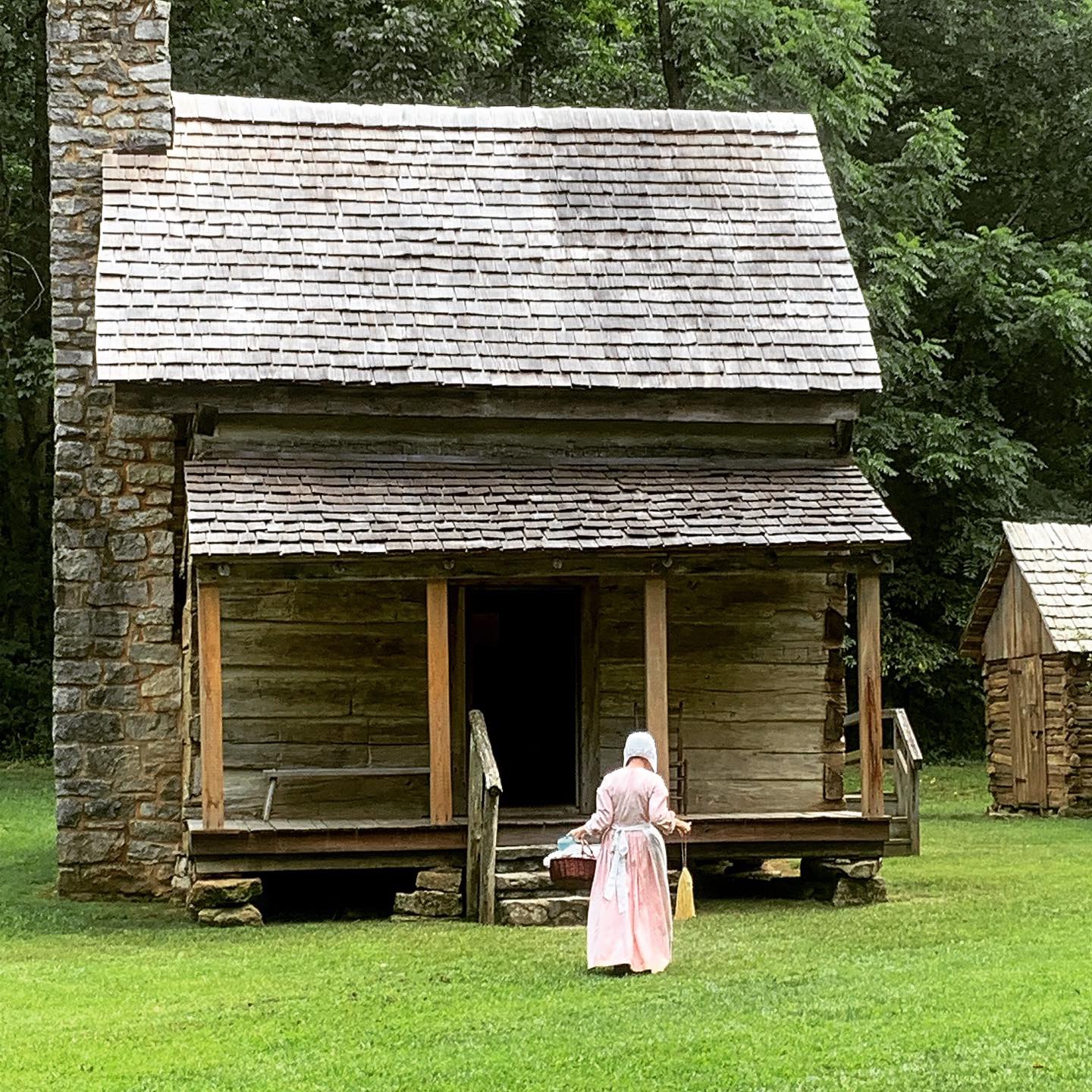 F5563B60-DE69-41DD-BE76-2C76E18B8249