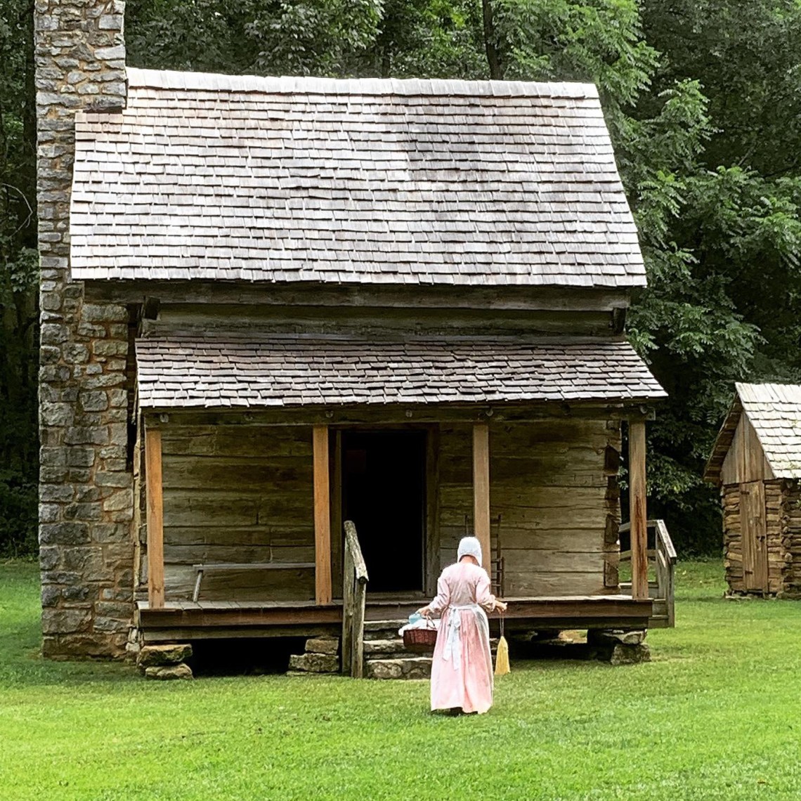 F5563B60-DE69-41DD-BE76-2C76E18B8249