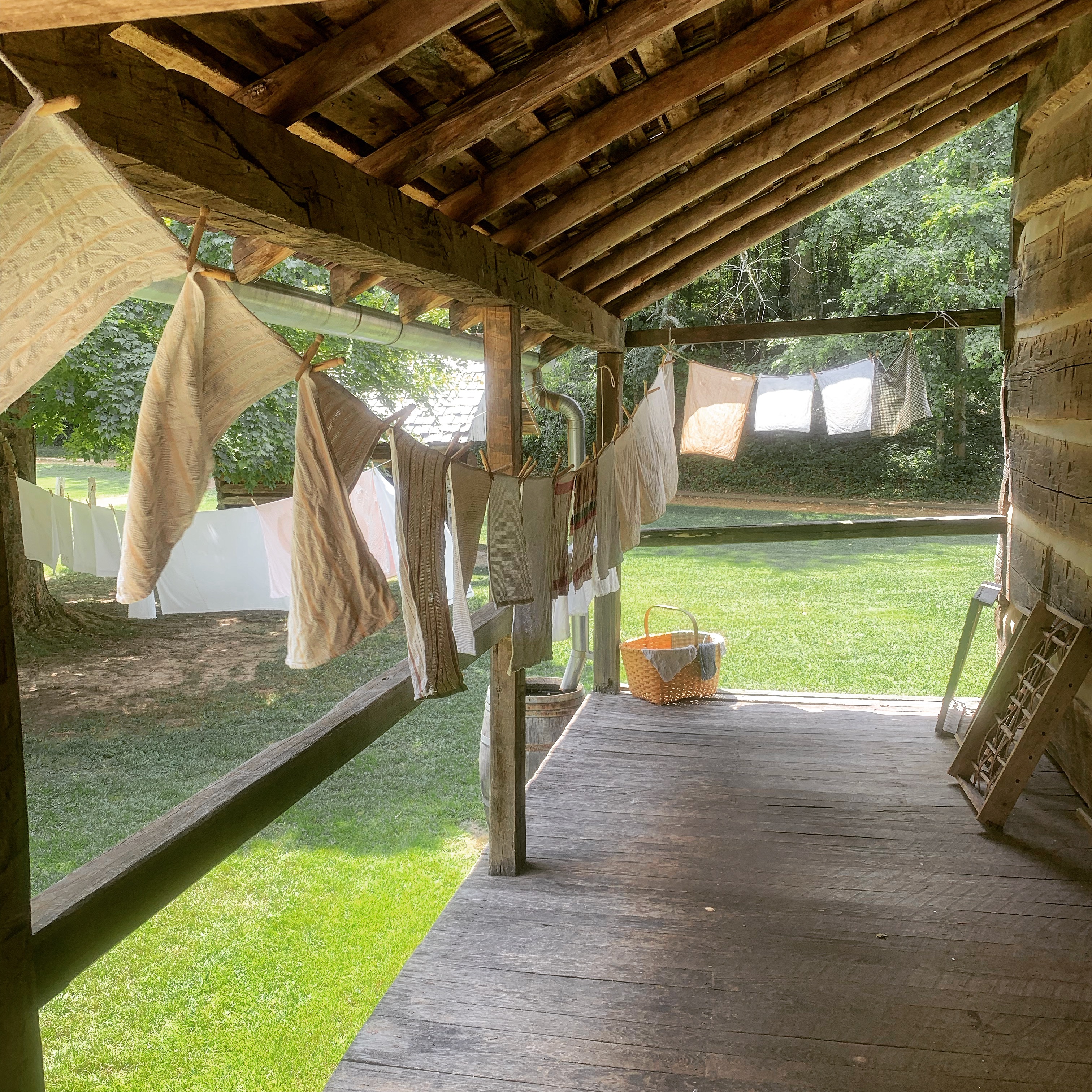 FA66E191-9751-43F4-AF62-FD2A0409FA64